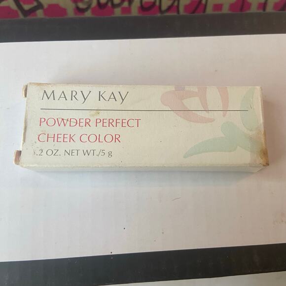 Mary Kay New Powder Perfect Cheek Color blush Mulberry - Picture 3 of 4